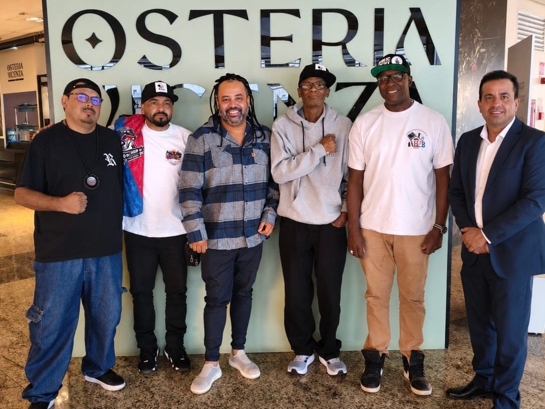 Personalidades do Hip Hop se reúnem no Restaurante Osteria Vicenza, em Brasília